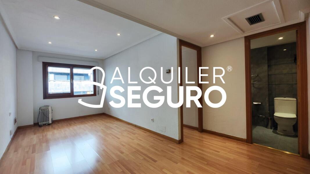 Inmueble en Calle de Julián Besteiro, MADRID