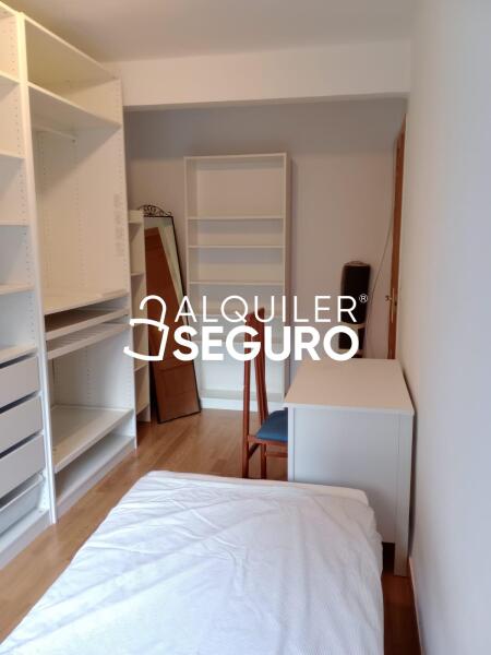 Piso en Calle Apostol Santiago, MADRID MADRID