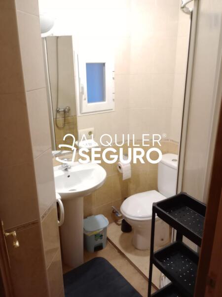 Piso en Calle Apostol Santiago, MADRID MADRID