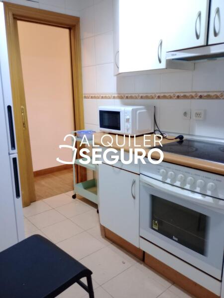 Piso en Calle Apostol Santiago, MADRID MADRID