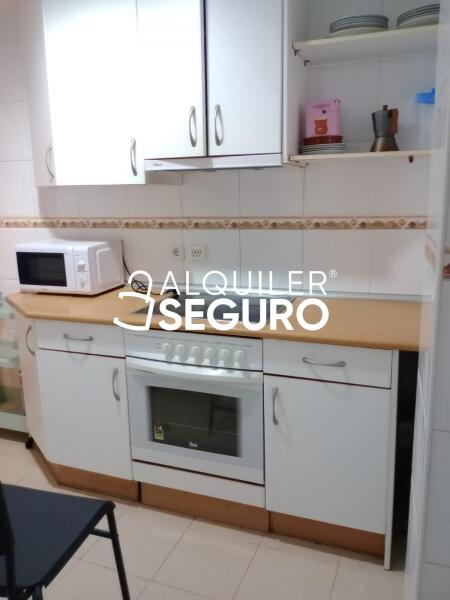 Piso en Calle Apostol Santiago, MADRID MADRID