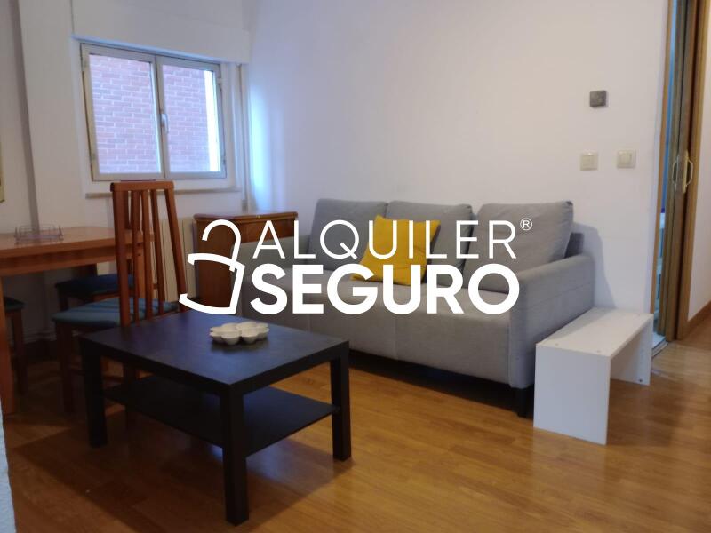 Piso en Calle Apostol Santiago, MADRID MADRID