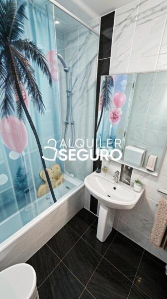 Inmueble en Calle Chipre, MADRID