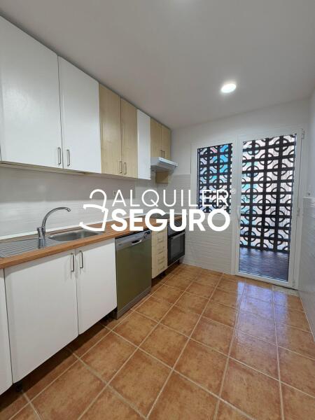 Inmueble en Calle de Ginzo de Limia, MADRID