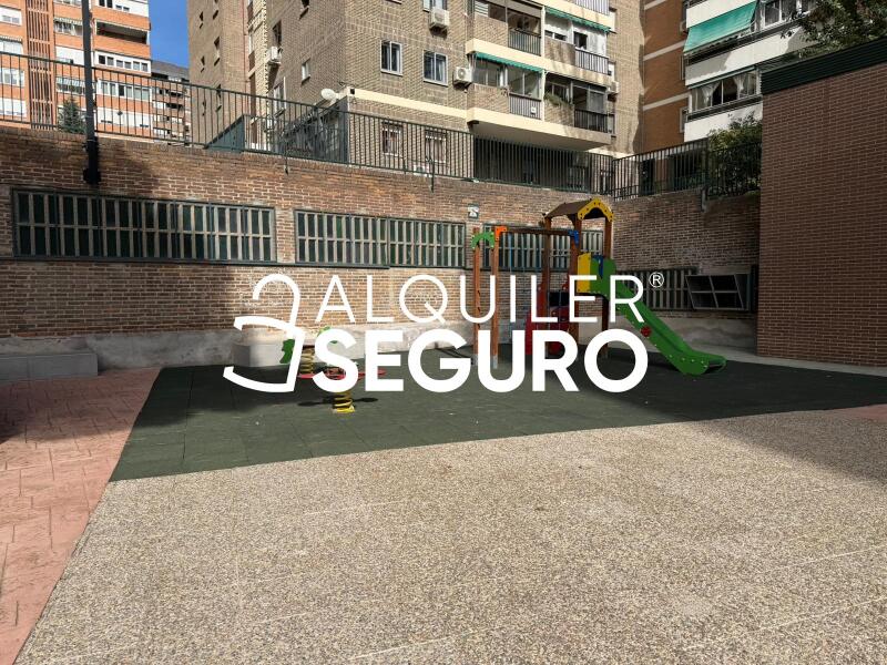 Inmueble en Calle de Ginzo de Limia, MADRID