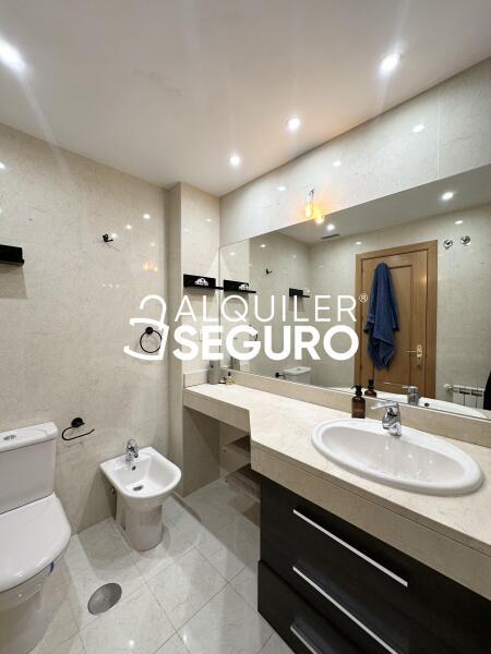 Piso en Avenida Isaac Albéniz, POZUELO DE ALARCÓN MADRID