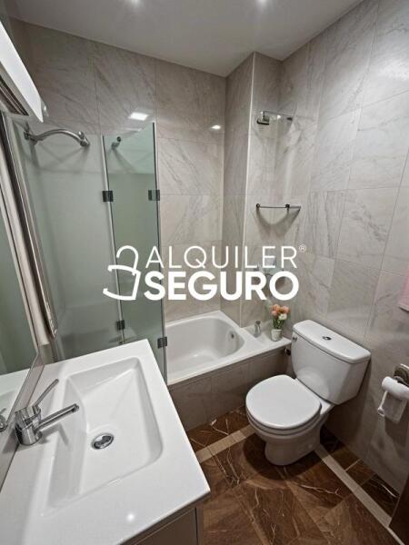 Inmueble en Avenida Cádiz, GRANADA