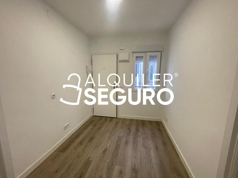 Piso en Calle Herminio Puertas, MADRID MADRID