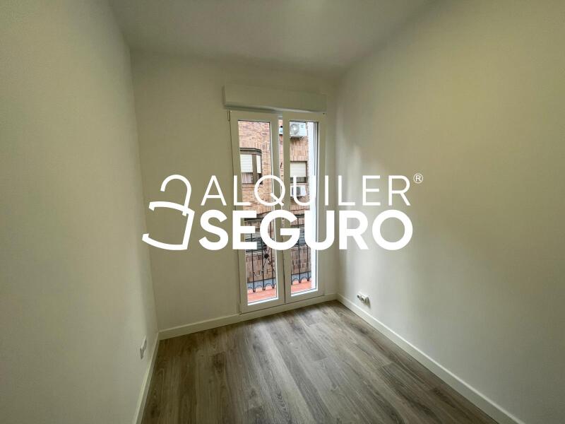 Piso en Calle Herminio Puertas, MADRID MADRID