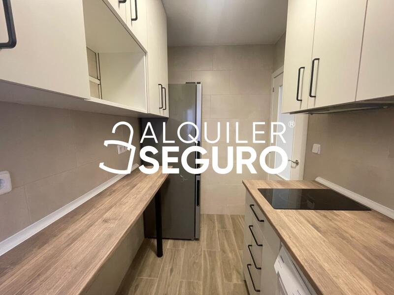 Piso en Calle Herminio Puertas, MADRID MADRID