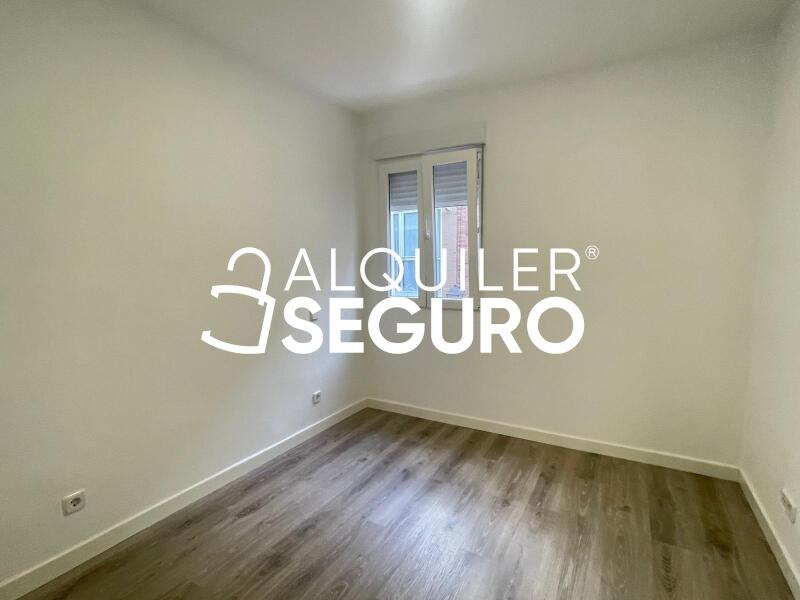 Piso en Calle Herminio Puertas, MADRID MADRID