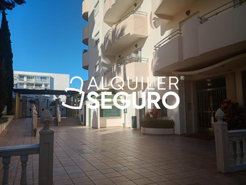 Piso en Avenida Del mar , BENALMÁDENA MÁLAGA