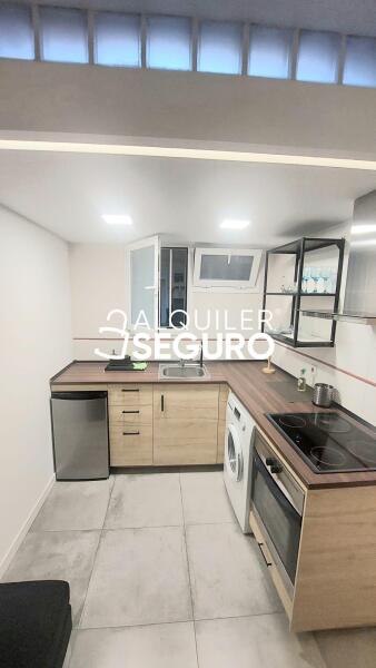 Inmueble en Calle de Ricardo Gutiérrez, MADRID