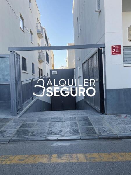 Inmueble en Calle Alamo, GRANADA