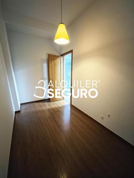 Inmueble en Paseo de Reina Cristina, MADRID