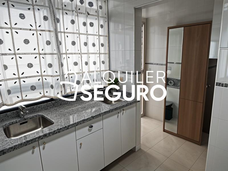 Inmueble en Calle Grupo Los Principes , SEVILLA