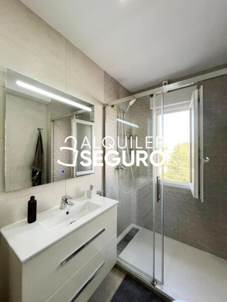 Inmueble en Avenida de Alberto Alcocer, MADRID