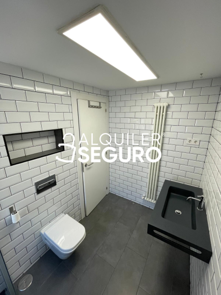 Inmueble en Calle de Eugenia de Montijo, MADRID