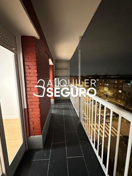 Inmueble en Calle Villalmanzo, MADRID