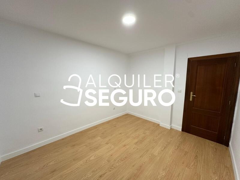 Inmueble en Calle Villalmanzo, MADRID