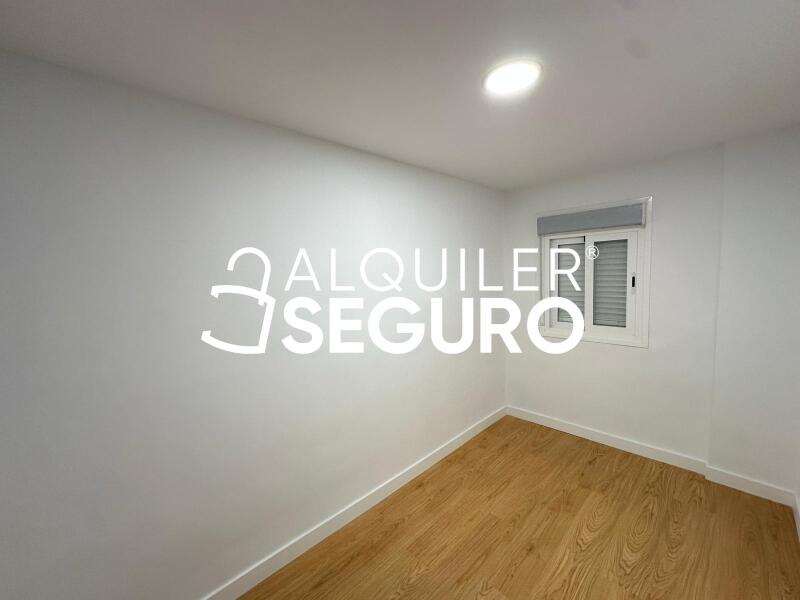 Inmueble en Calle Villalmanzo, MADRID