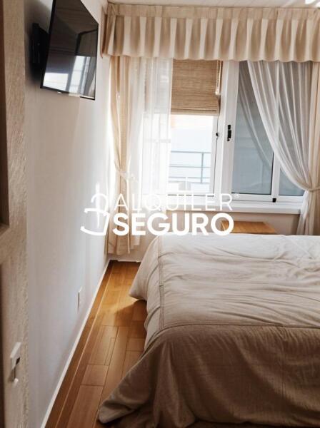 Inmueble en Calle JOAQUIN CHAPAPRIETA, ALICANTE