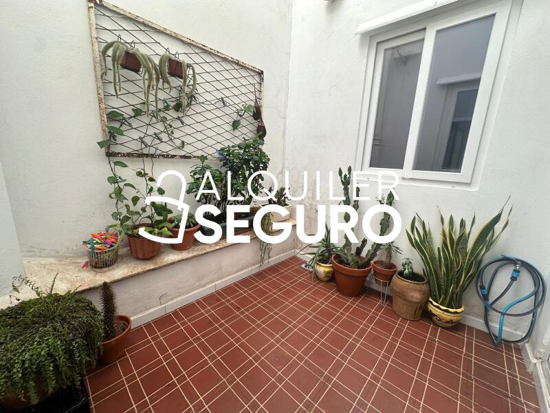 Inmueble en Calle Pintor Salvador Abril, VALENCIA