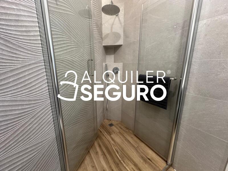 Inmueble en Calle Pintor Salvador Abril, VALENCIA