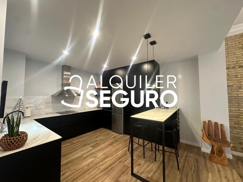 Inmueble en Calle Pintor Salvador Abril, VALENCIA