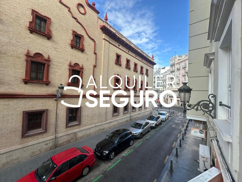 Inmueble en Calle Pintor Salvador Abril, VALENCIA