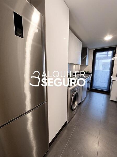 Inmueble en Avenida de la Comunidad Valenciana, MADRID