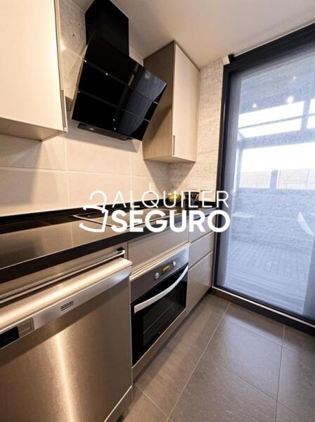 Inmueble en Avenida de la Comunidad Valenciana, MADRID