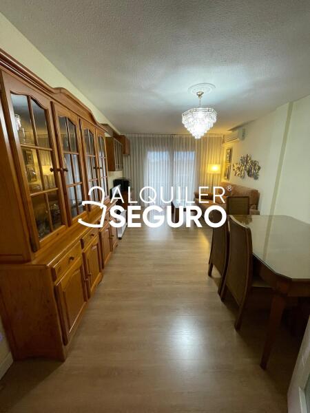 Apartment - 4 bed, 120m² in MADRID - Image 2