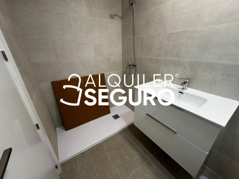 Inmueble en Calle Comandante Fontanes, MADRID