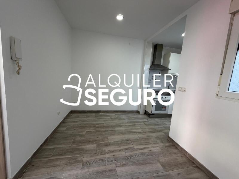 Apartment - 1 bed, 50m² in MADRID - Image 2