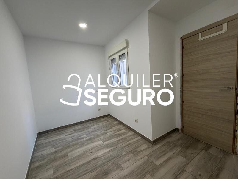 Piso en Calle Rodrigues Espinosa, MADRID MADRID