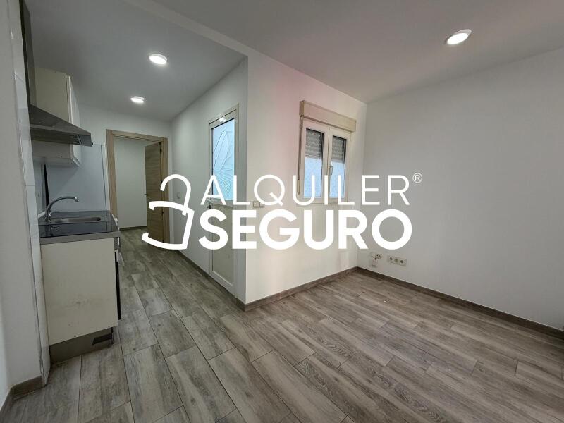 Apartment - 1 bed, 50m² in MADRID - Image 4