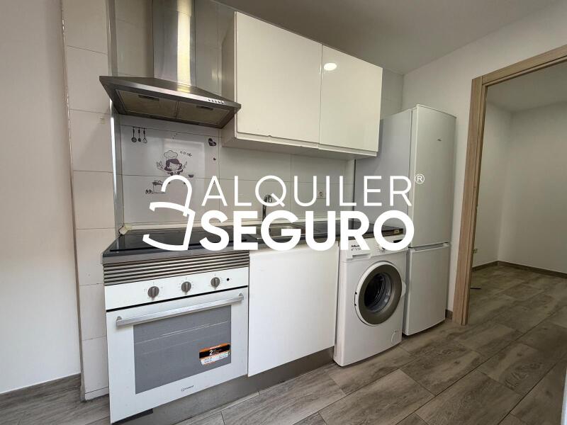 Apartment - 1 bed, 50m² in MADRID - Image 5