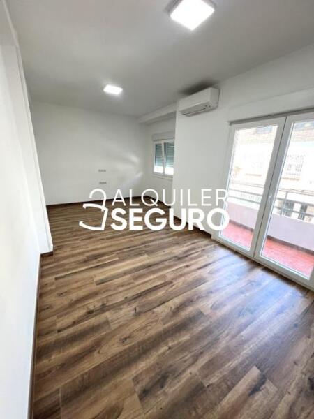 Inmueble en Calle Sierra, MADRID