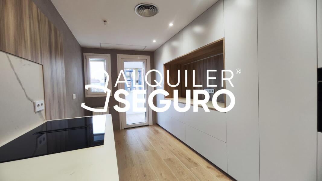 Inmueble en Calle de Ulises, MADRID