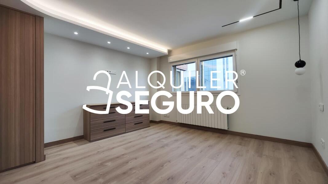 Inmueble en Calle de Ulises, MADRID