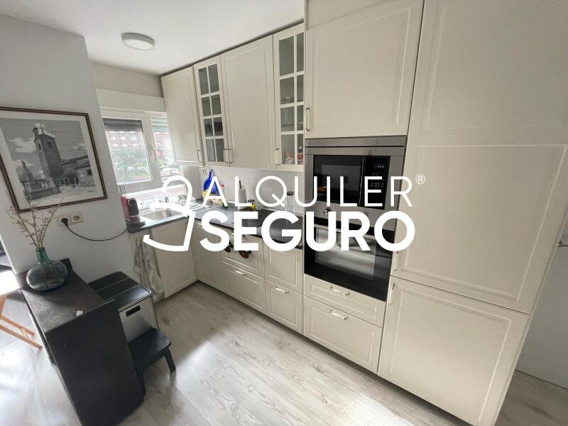 Inmueble en Calle de Melchor Fernández Almagro, MADRID