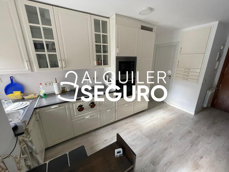 Inmueble en Calle de Melchor Fernández Almagro, MADRID