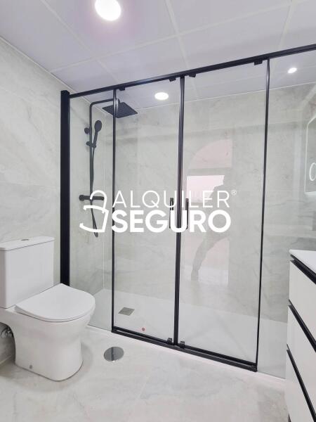 Inmueble en Calle Tapia De Casariego, MADRID