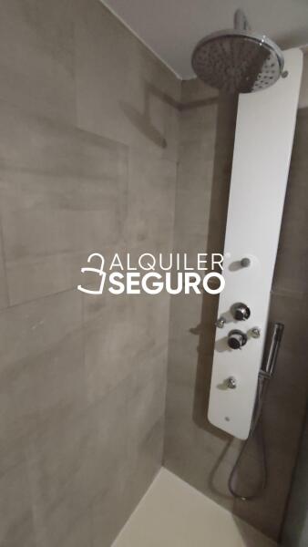 Inmueble en Calle Alcorisa , MADRID