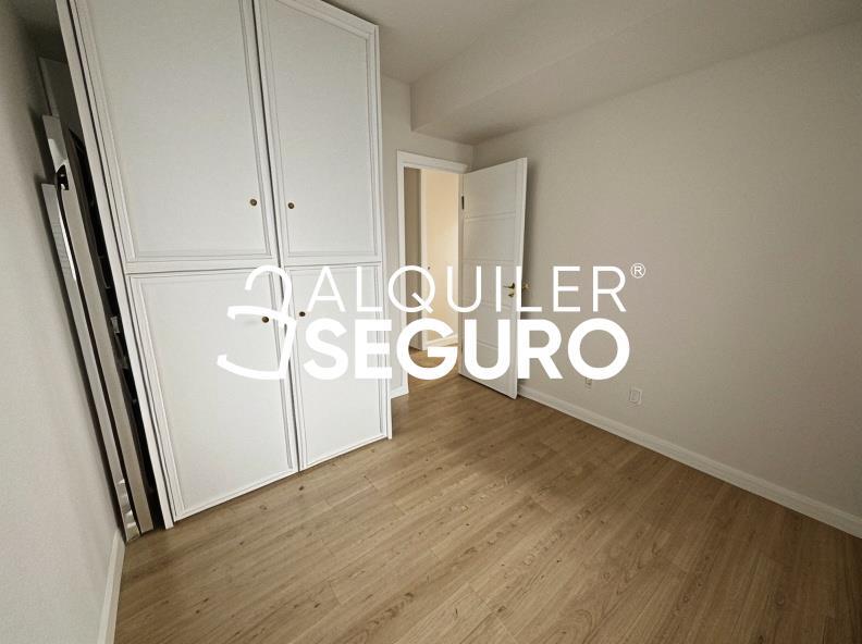 Inmueble en Calle de Clara Del Rey, MADRID