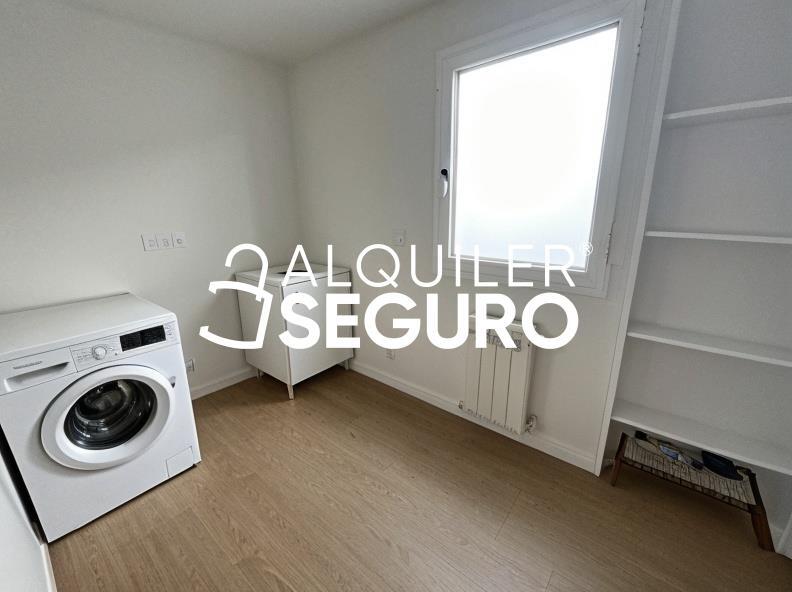 Inmueble en Calle de Clara Del Rey, MADRID