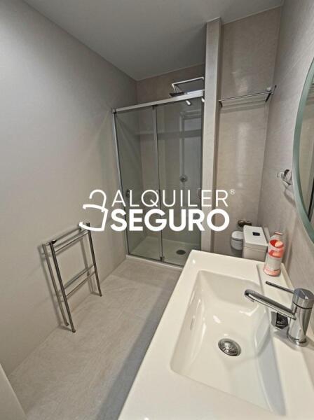 Inmueble en Calle de Clara Del Rey, MADRID