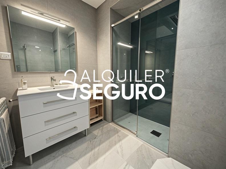 Inmueble en Calle de Clara Del Rey, MADRID