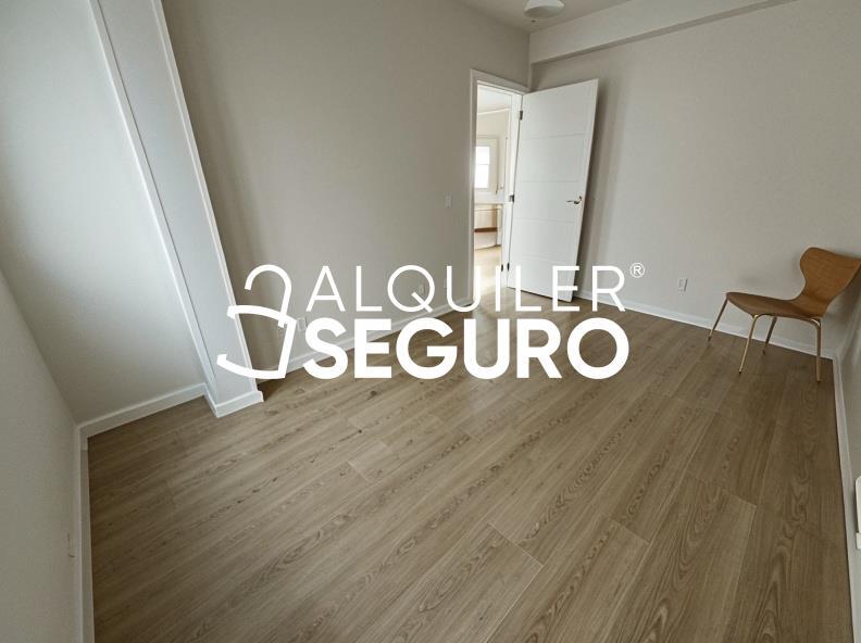 Inmueble en Calle de Clara Del Rey, MADRID